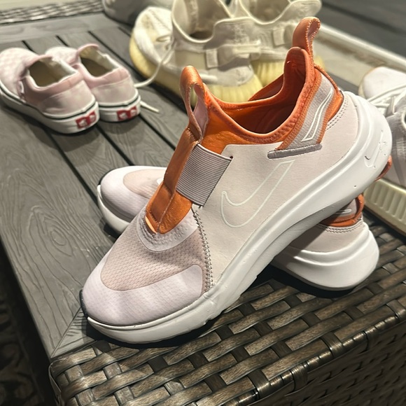 Shoes - Nike size 6 1/2